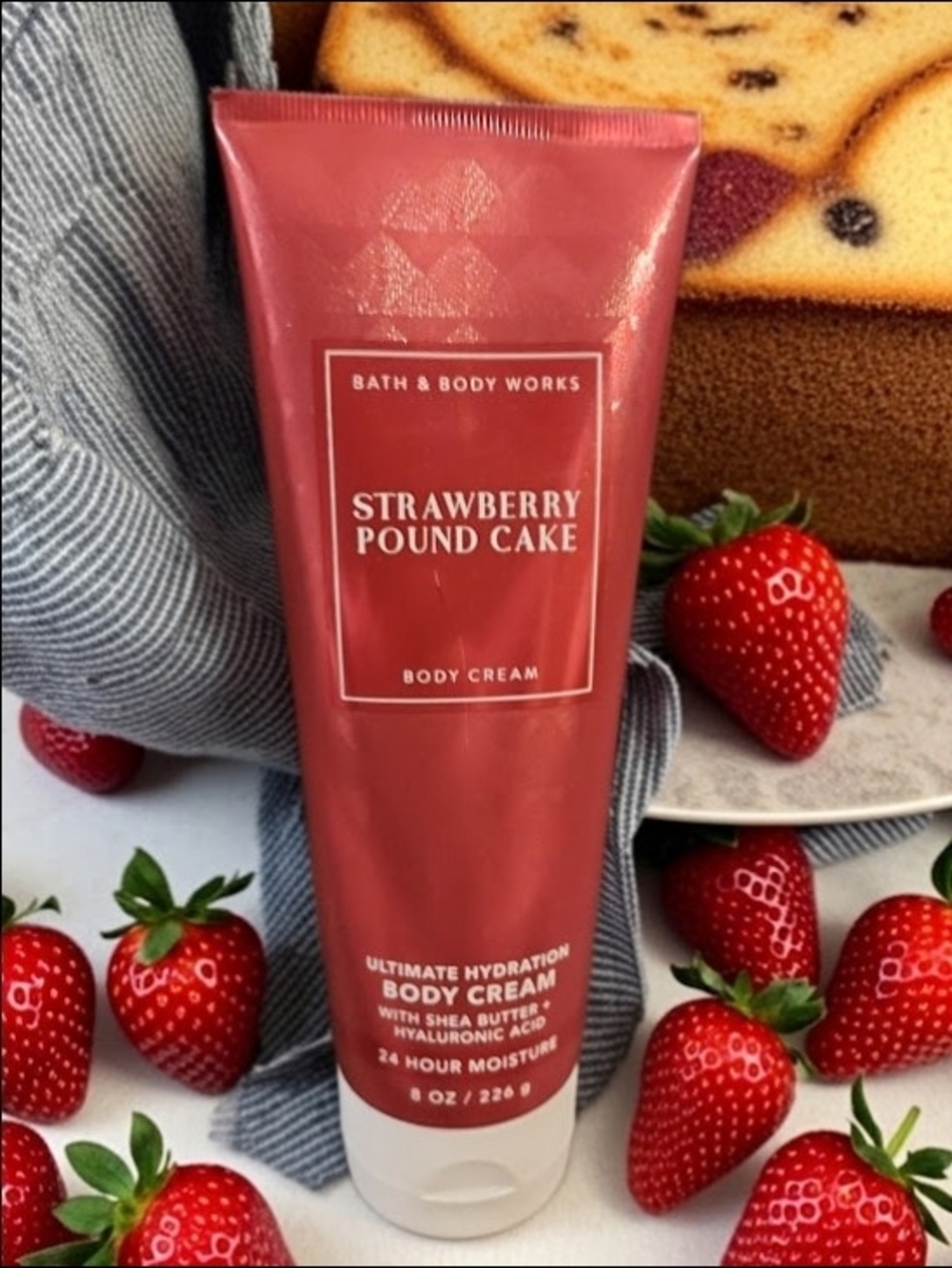Bath & Body Works Strawberry Pound Cake Body Cream - Rose Pink